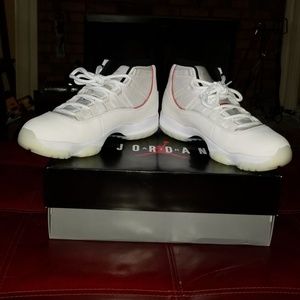 Jordan 11 Platinum Tint Size 11 Very Lightly Worn